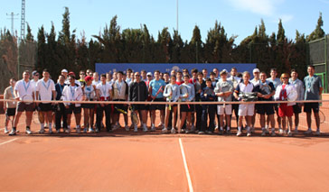 Participantes de una edición del torneo.