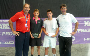 Luis Mediero y David Castelló con los Jesús García y Jorge Martínez, finalistas del Masters 2011.